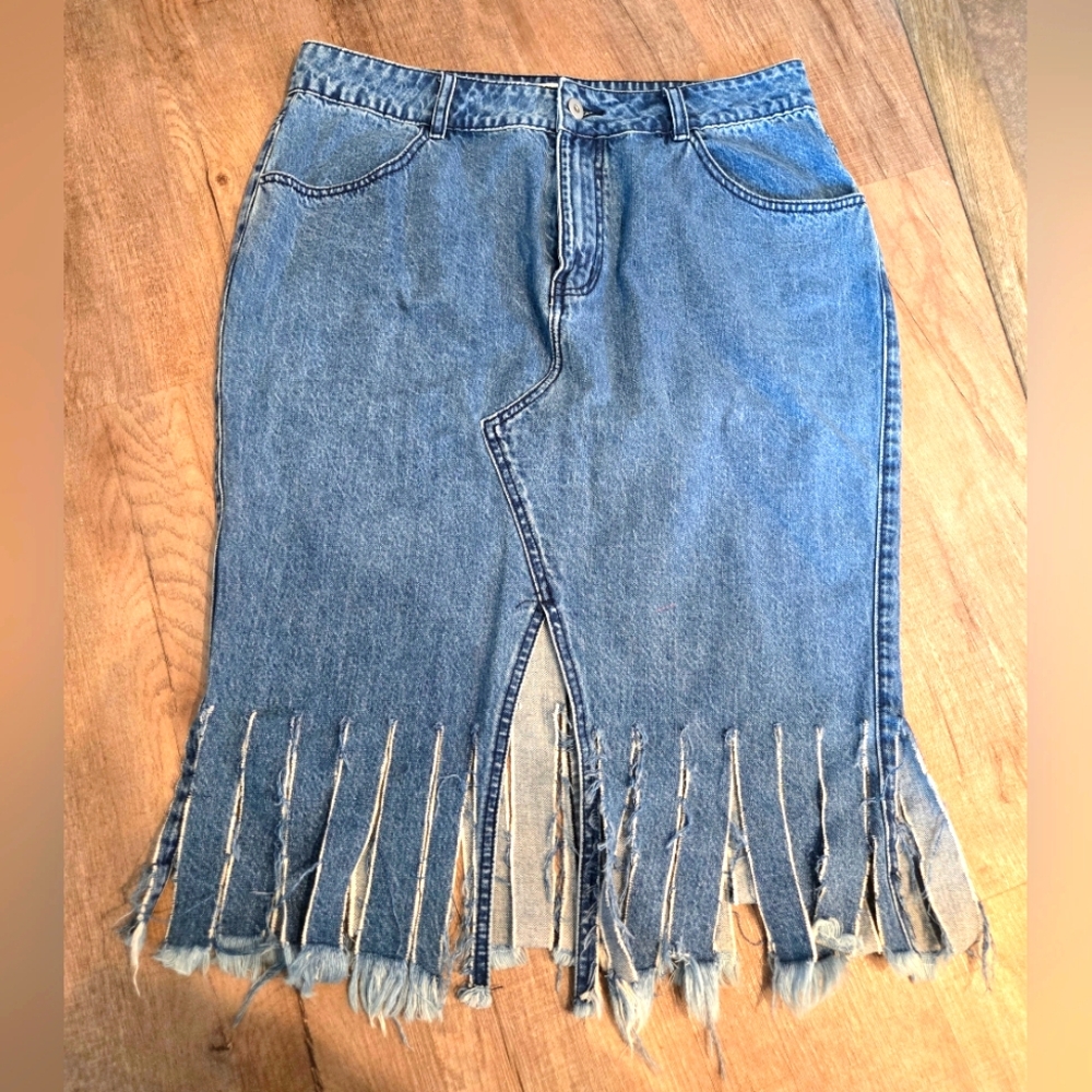 Denim Fringe Hem Midi Skirt - Blue